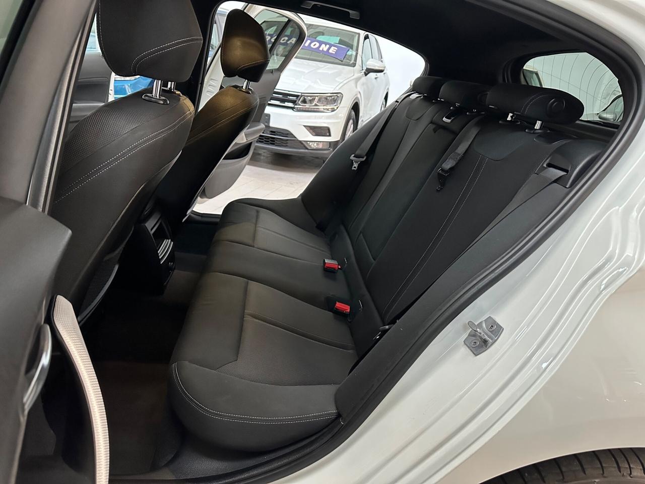 Bmw 116 116i 5p. Msport