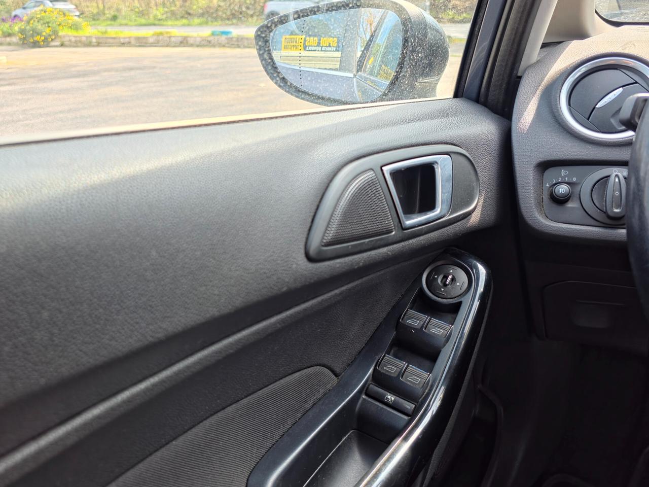 Ford Fiesta 1.5 TDCi 75CV 5 porte Titanium 2014-E5B Manuale NEO