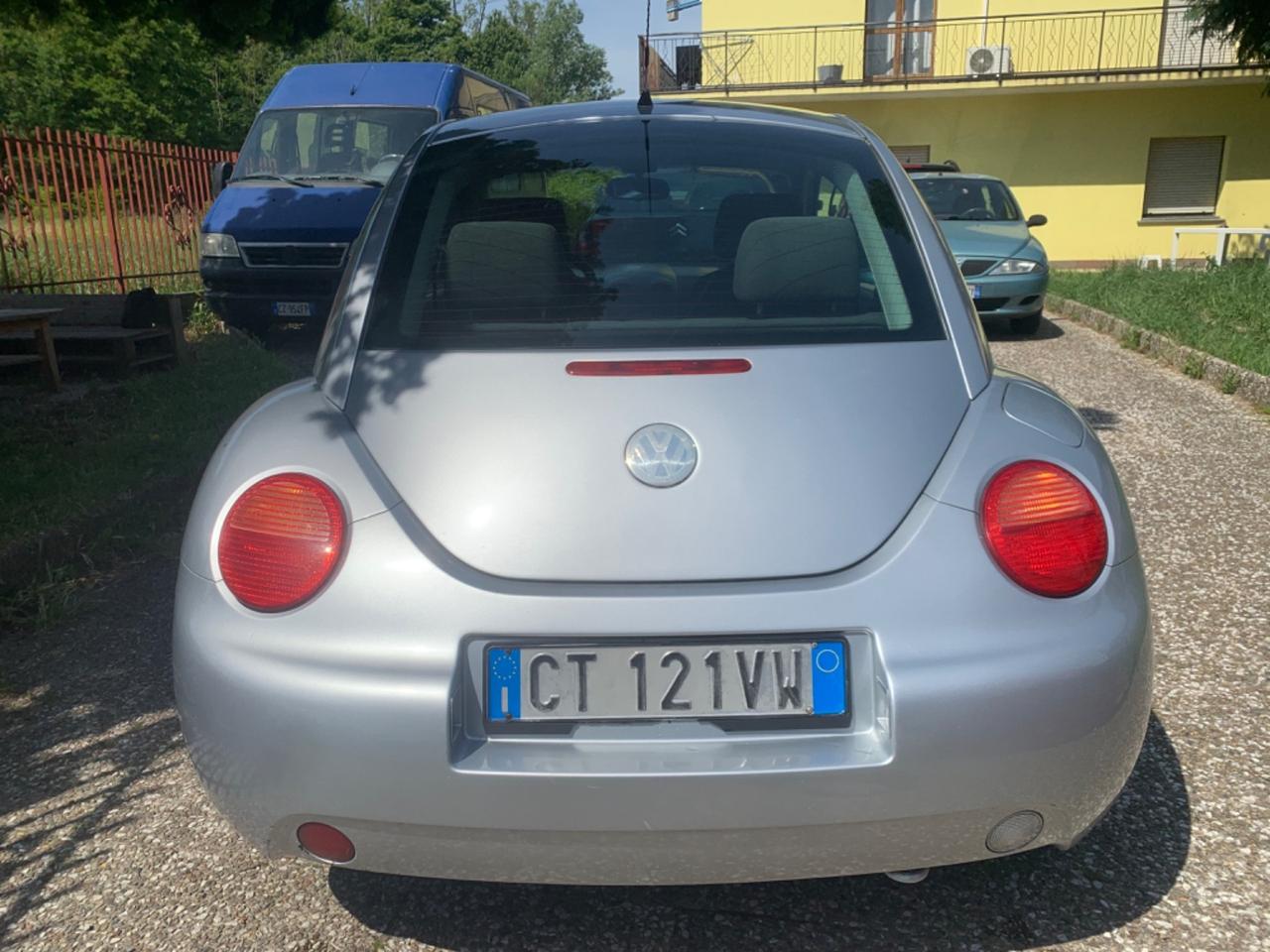 Volkswagen New Beetle 1.6 NEOPATENTATI