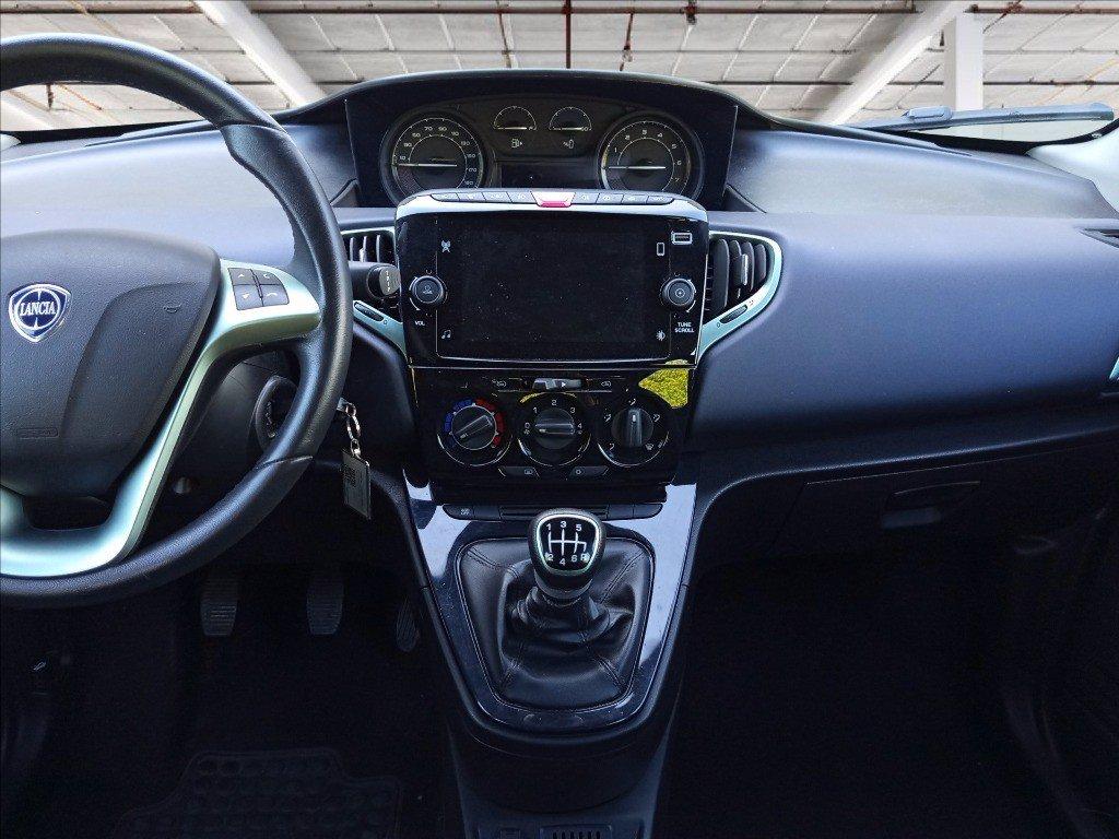 LANCIA Ypsilon 1.0 firefly hybrid Gold Plus s&s 70cv 5p.ti del 2024