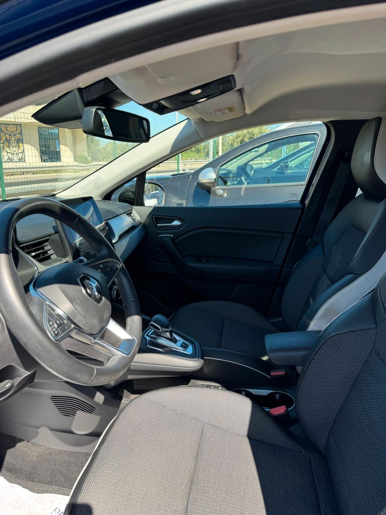 Renault Captur Plug-in Hybrid E-Tech 160 CV Intens