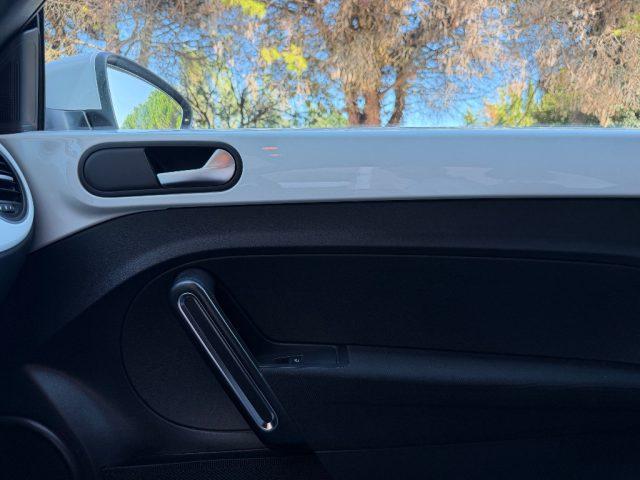VOLKSWAGEN Maggiolino CABIO 2.0 TDI 110CV