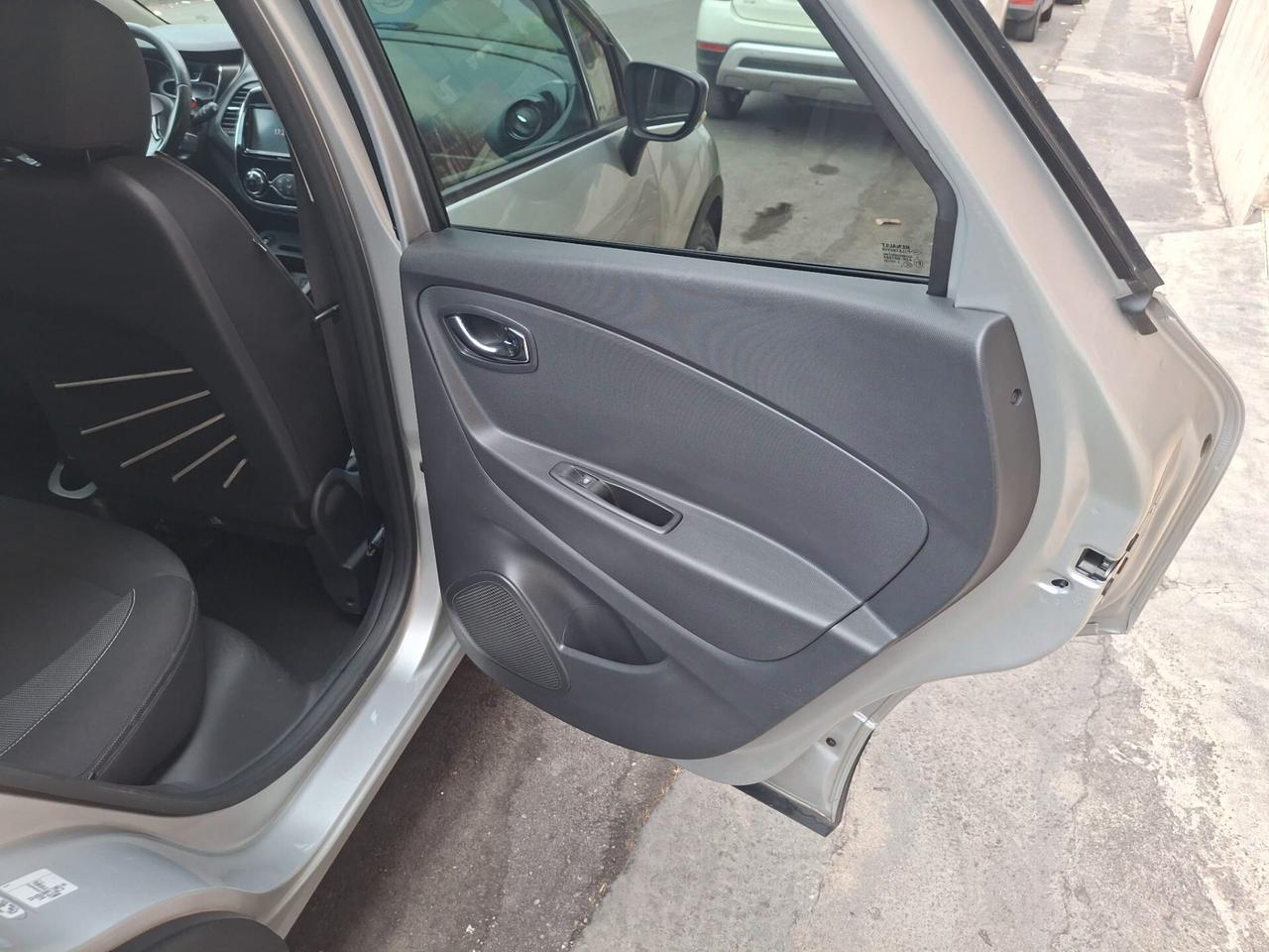 Renault Captur 1.5 dCi 8V 90 CV EDC Energy R-Link