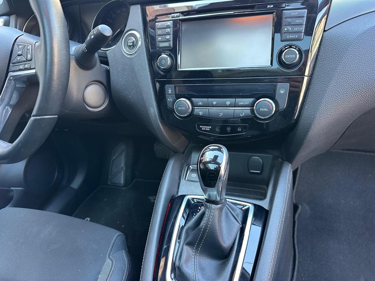 Nissan Qashqai 1.5 dCi N-Connecta