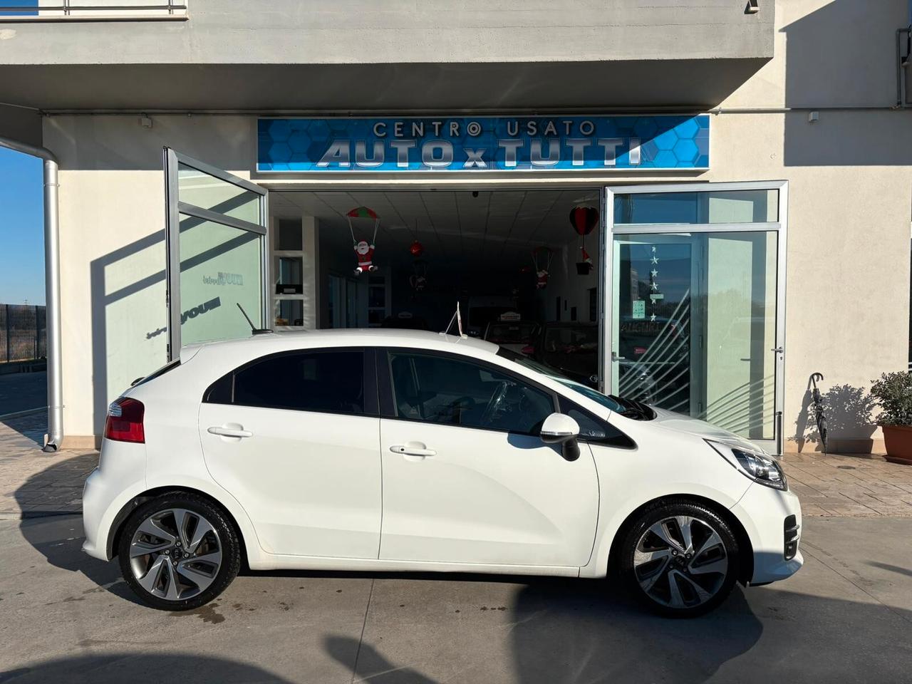 Kia Rio 1.4 CRDi 5p. Cool Collection