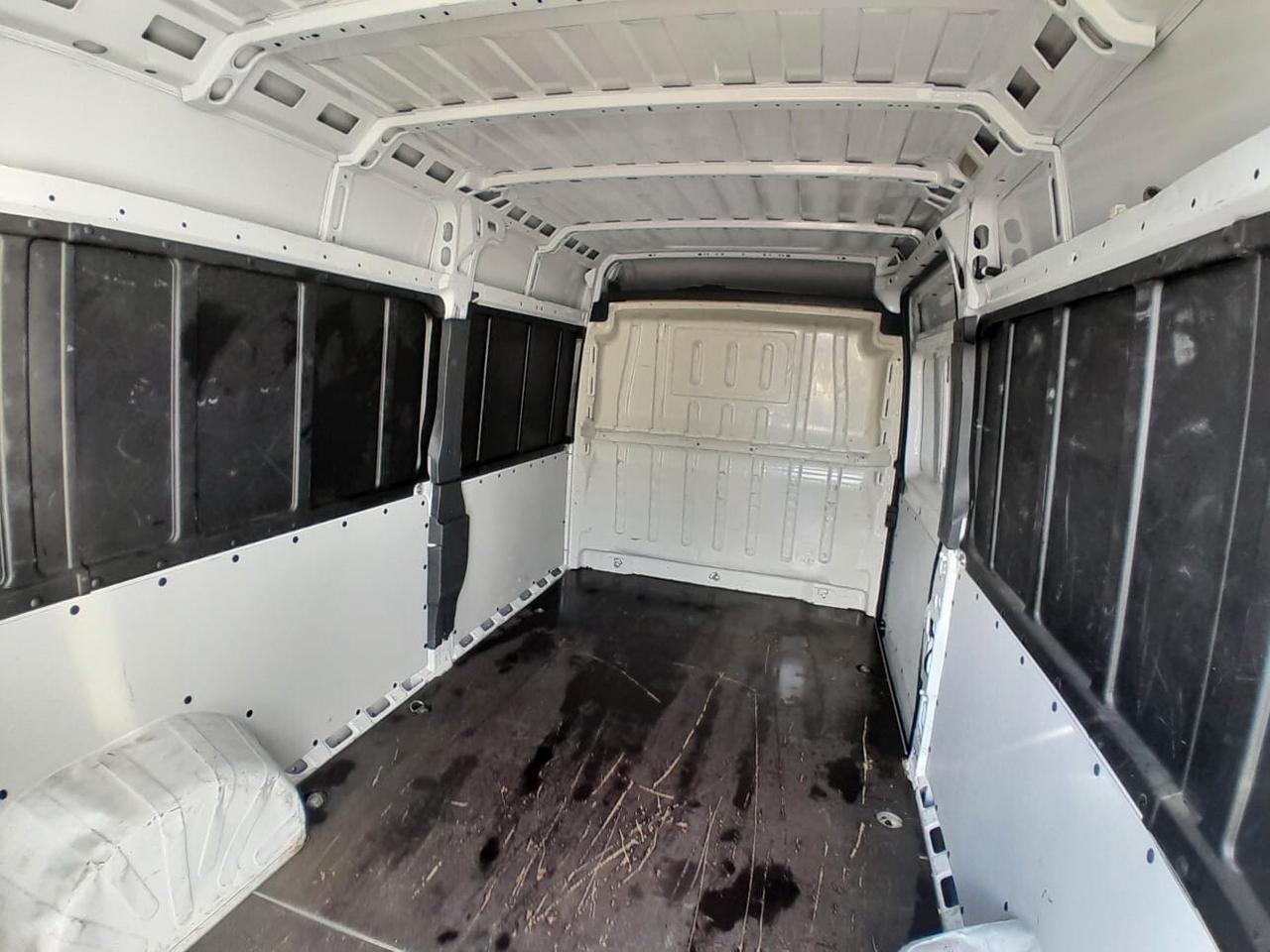 FIAT DUCATO 35 2.2 MJT PLM-TM 140CV FURGONE