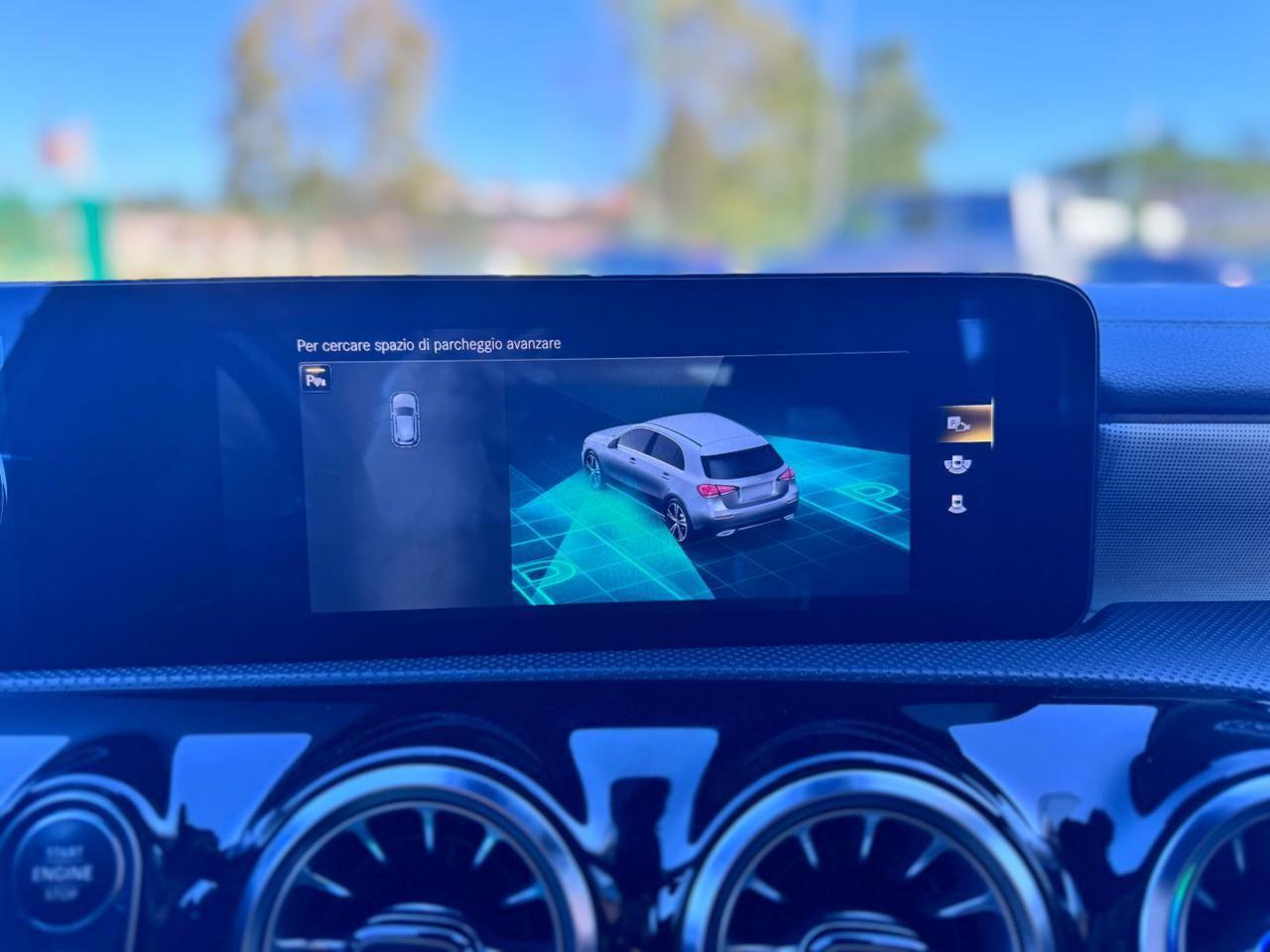 MERCEDES-BENZ A 180 d Automatic Premium 116Cv