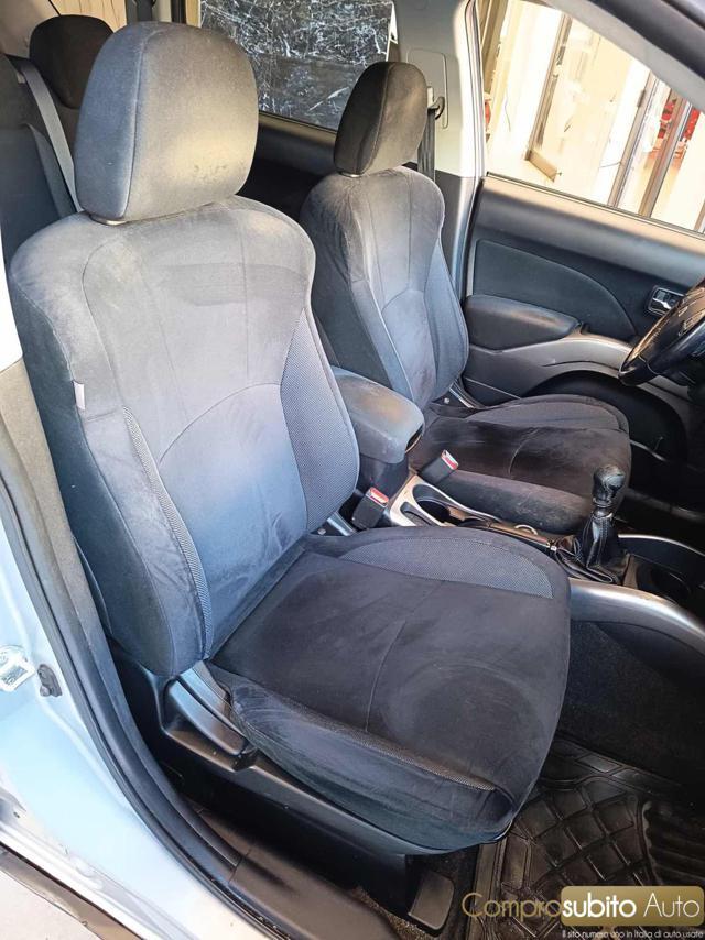 MITSUBISHI Outlander 2.0 DI-D Invite DPF