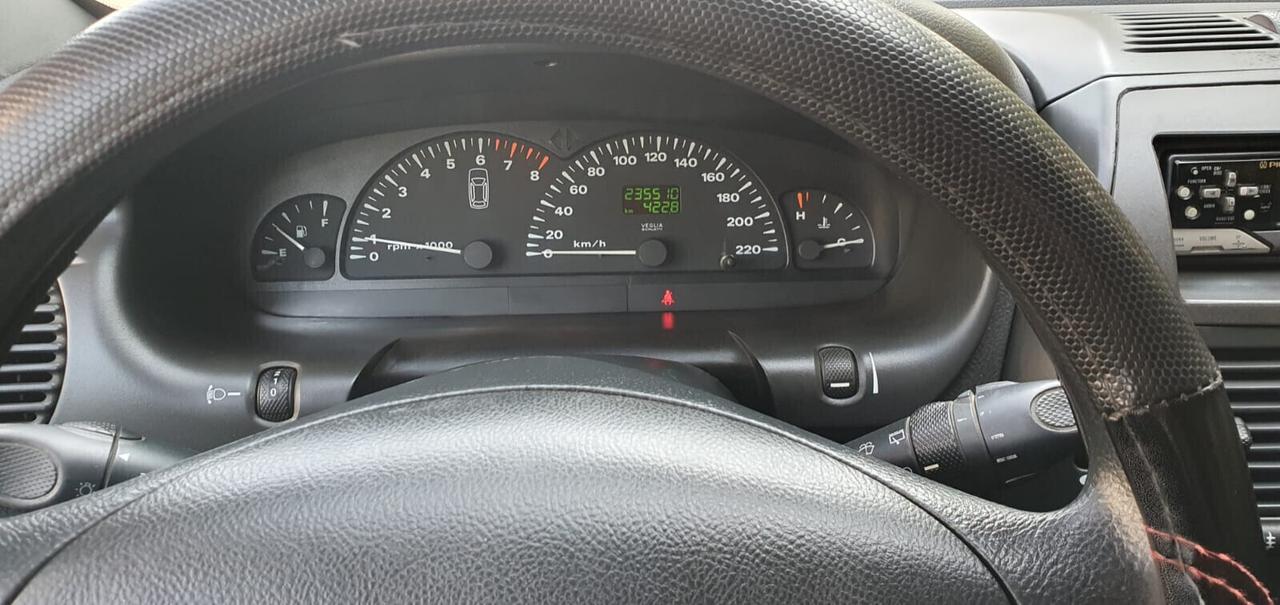 Fiat Marea 1.6i 16V cat Weekend ELX