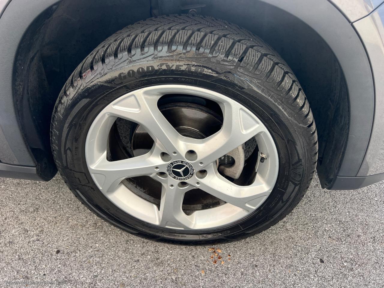 MERCEDES-BENZ GLA 180 Sport AUTOMATICA LED 18