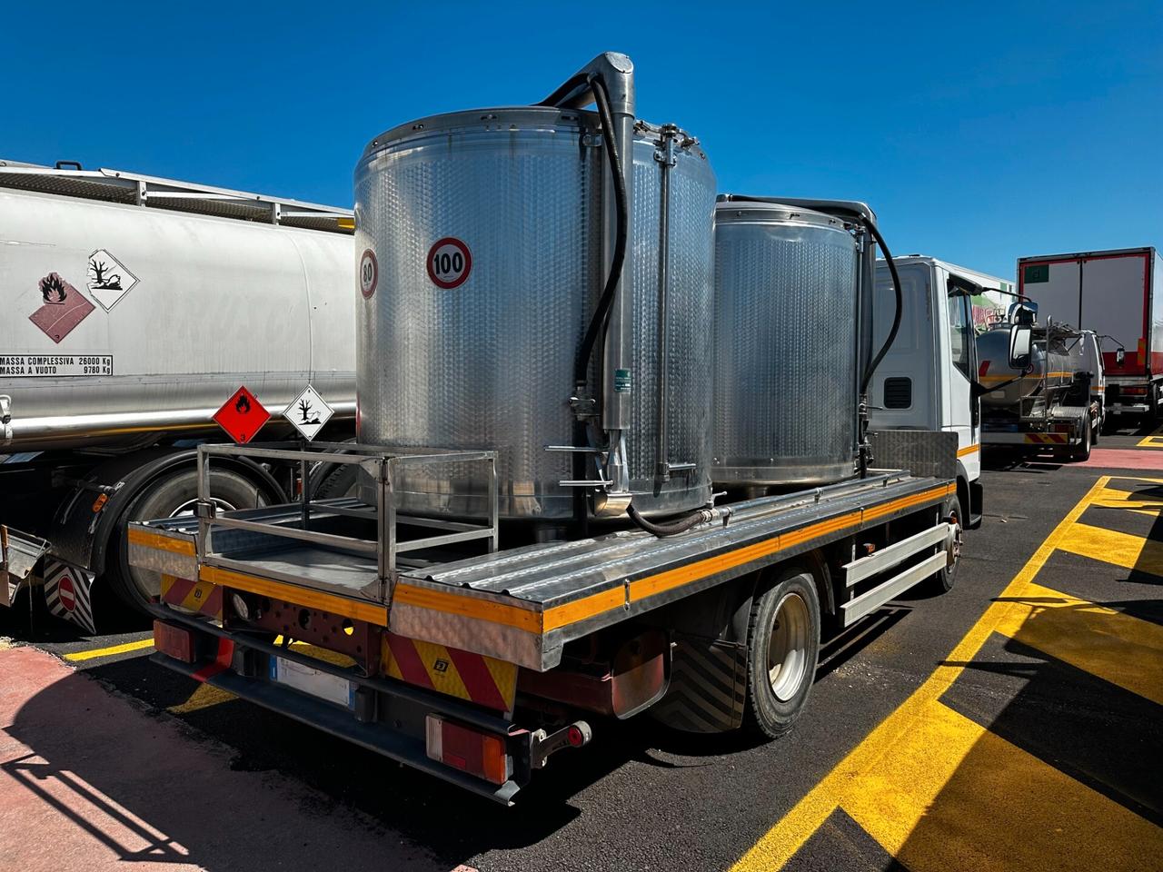 Iveco Eurocargo 75E15 Cisterna latte 2.000L Euro3