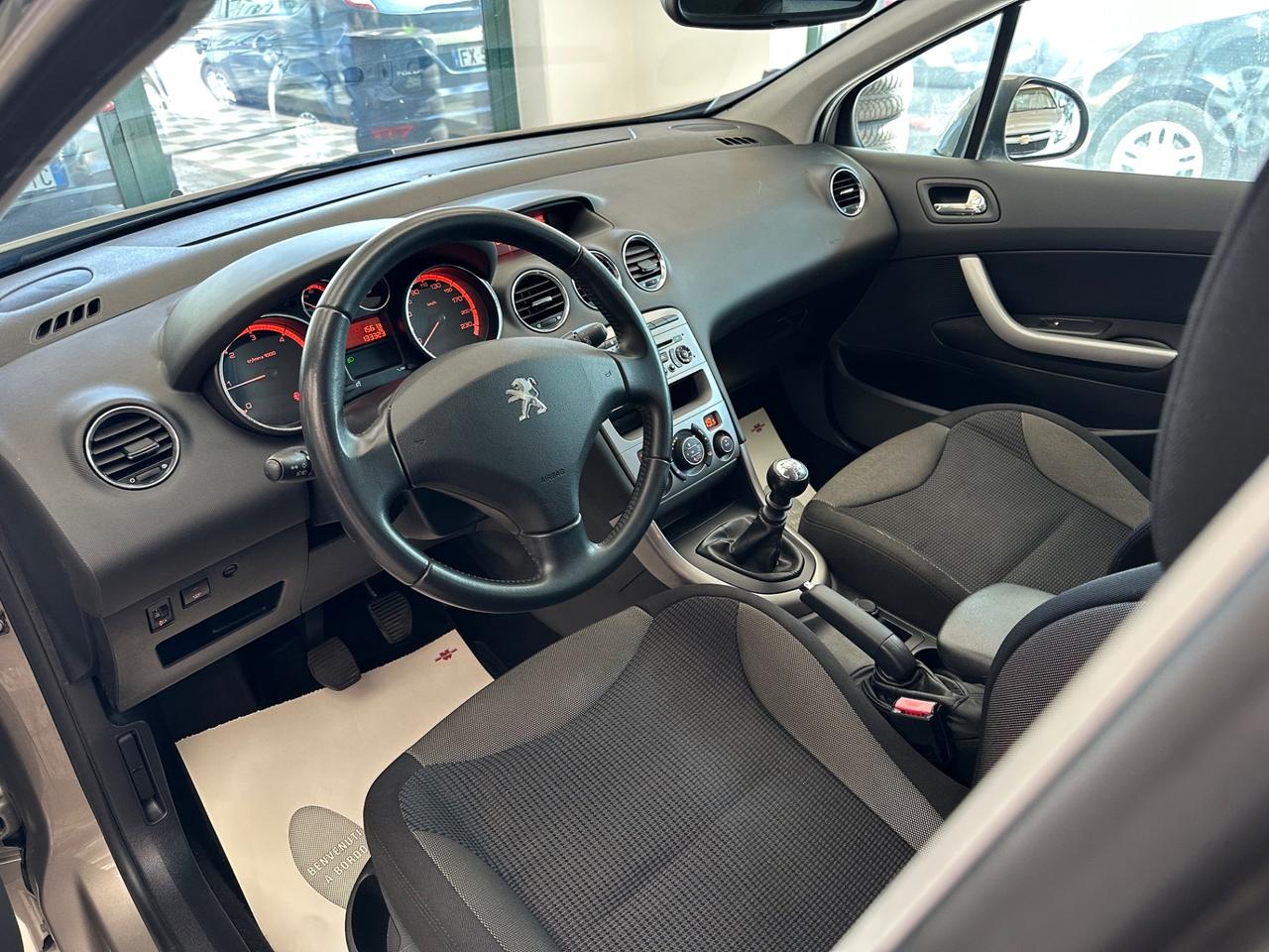 Peugeot 308 1.6 8V e-HDi 112CV Stop&Start 5p. Business