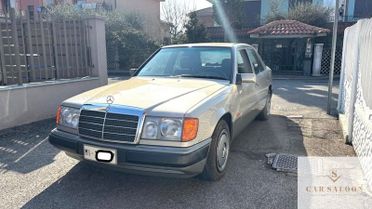 Mercedes-Benz Serie 200-320 200 E - 50.000 km COME NUOVA! UNICO PROPRIETARIO!