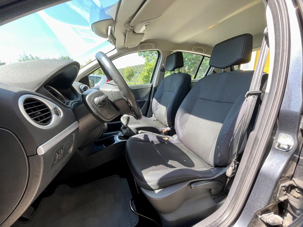 Renault Clio 1.4 72kw Luxe OK NEOPATENTATI UNIPROP