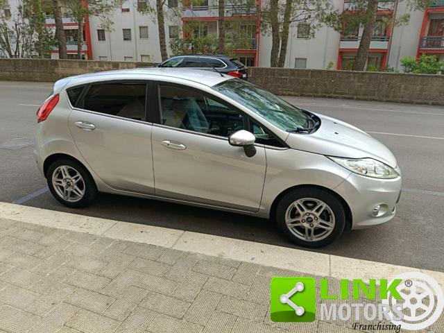 FORD Fiesta 1.4 aut. 5 porte Titanium