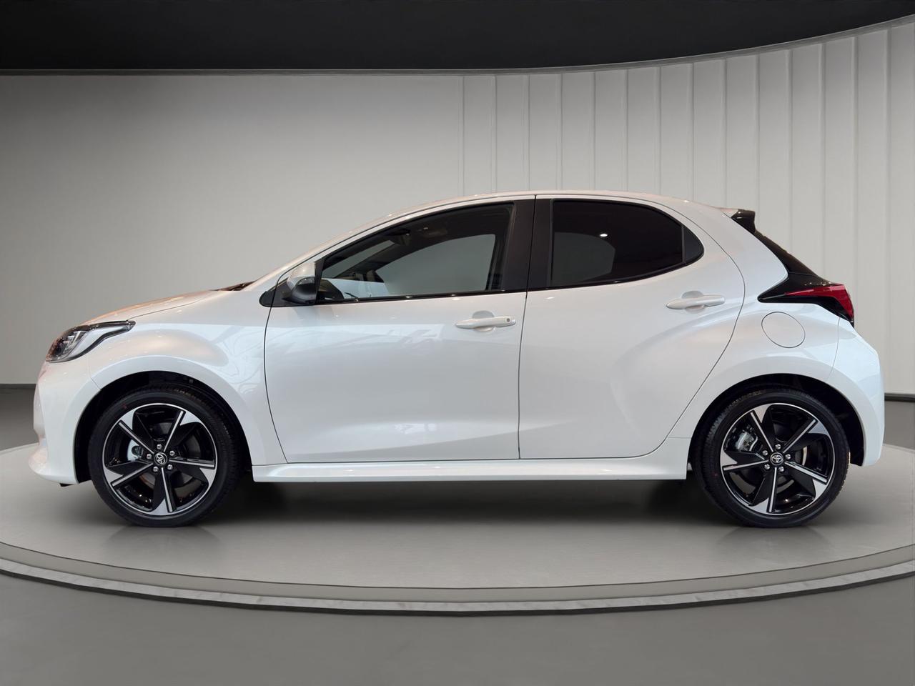 Toyota Yaris 1.5h 130 Premium