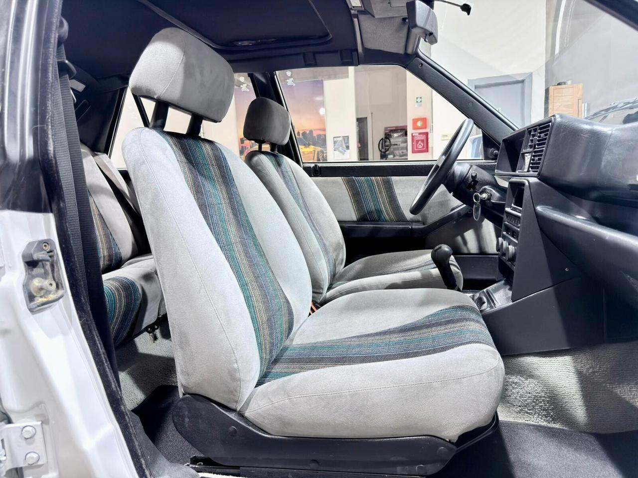 LANCIA DELTA 1.6I.E. TURBO HF 140CV ASI TETTO APRIBILE