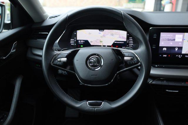 SKODA Octavia 2.0 TDI EVO SCR DSG Wagon UniPro ACC Radar LED Nav