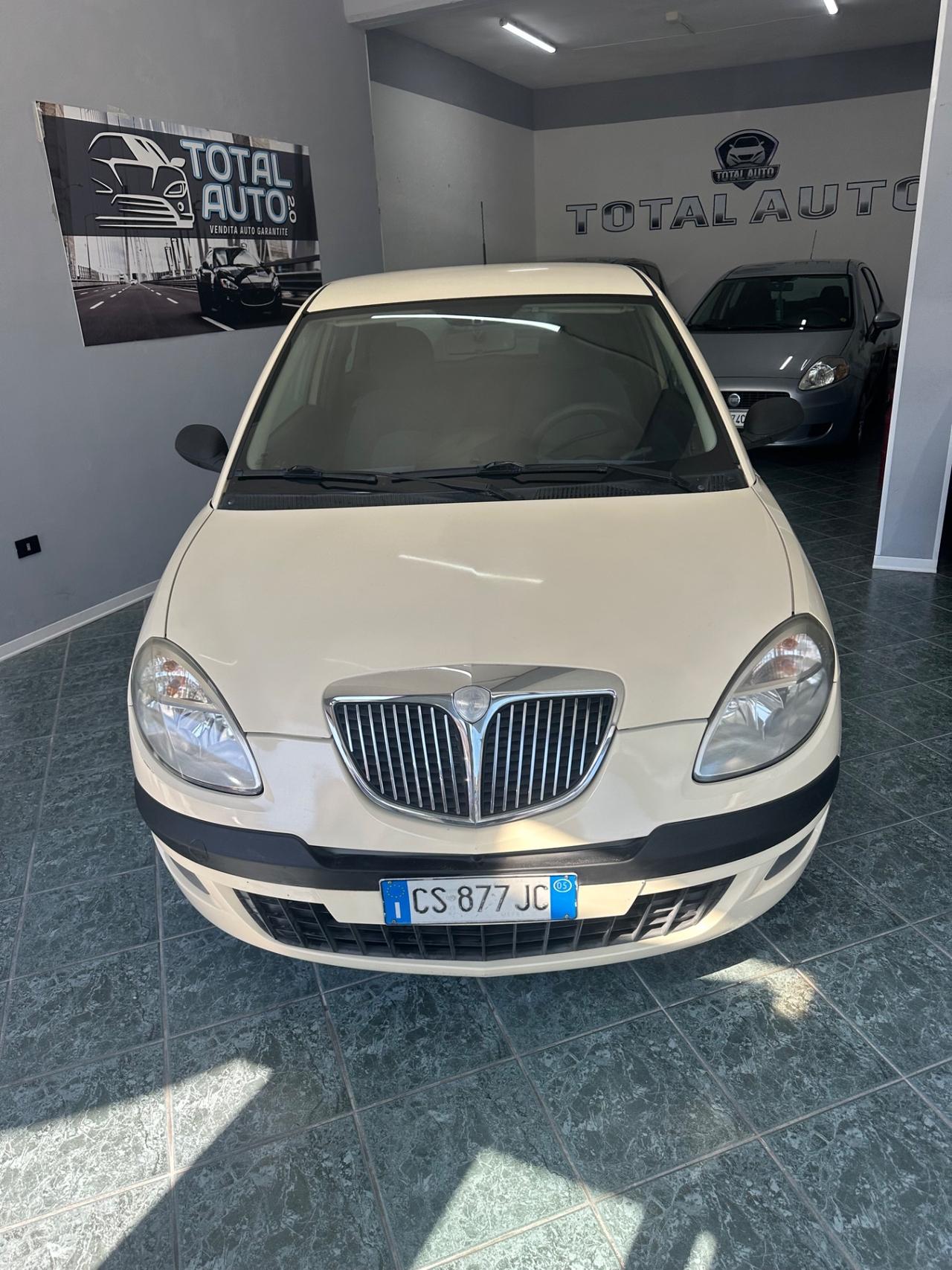 Lancia Ypsilon 1.2