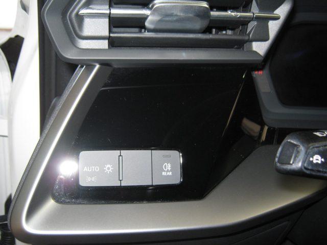 AUDI A3 SPB 30 g-tron S tronic Business