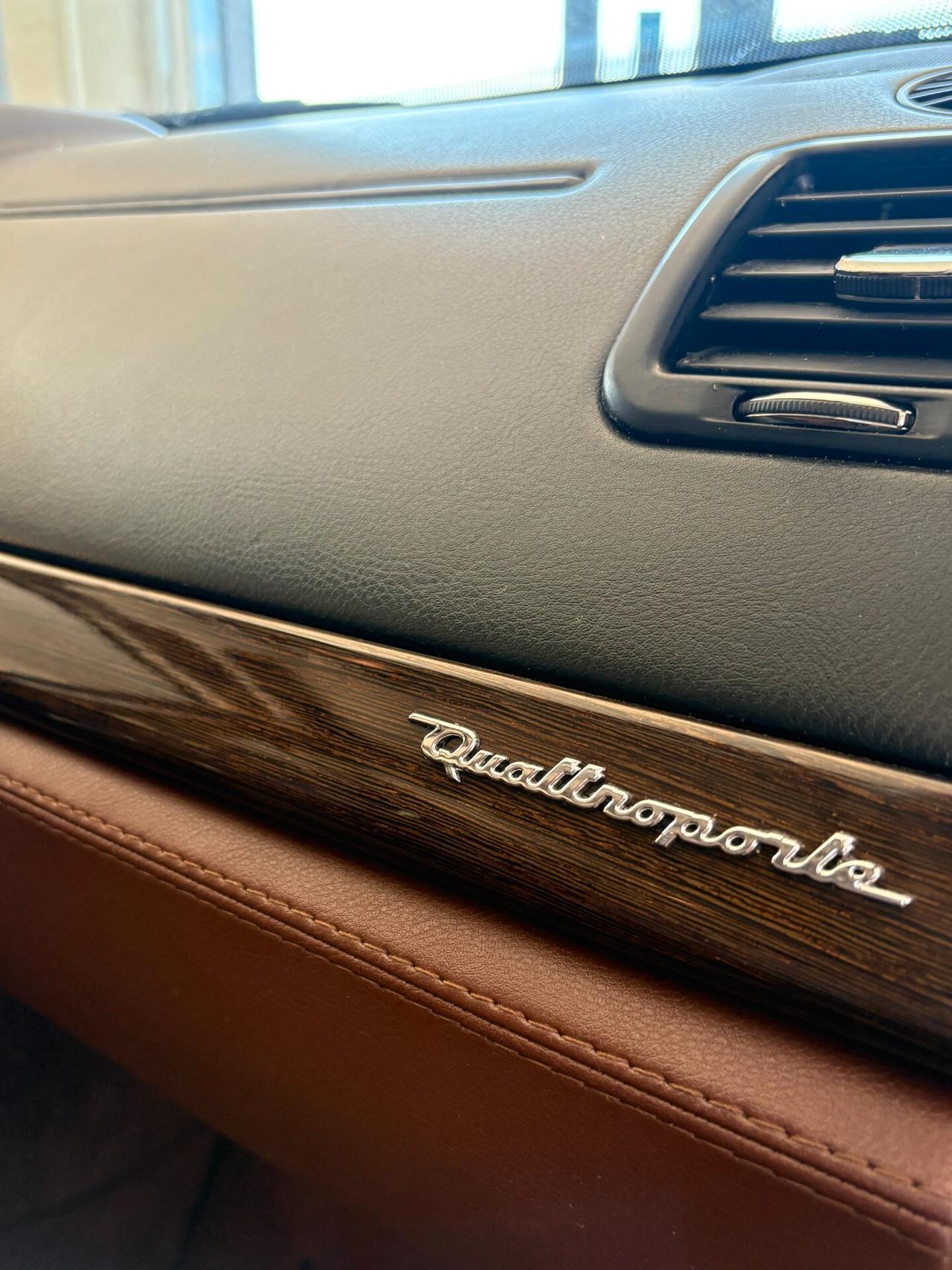 Maserati Quattroporte 4.2 Solo 20.000km