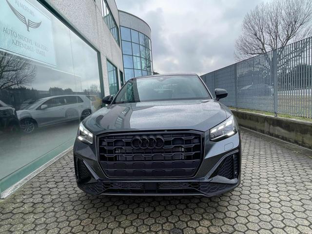 AUDI Q2 35 TDI S tronic Identity Black