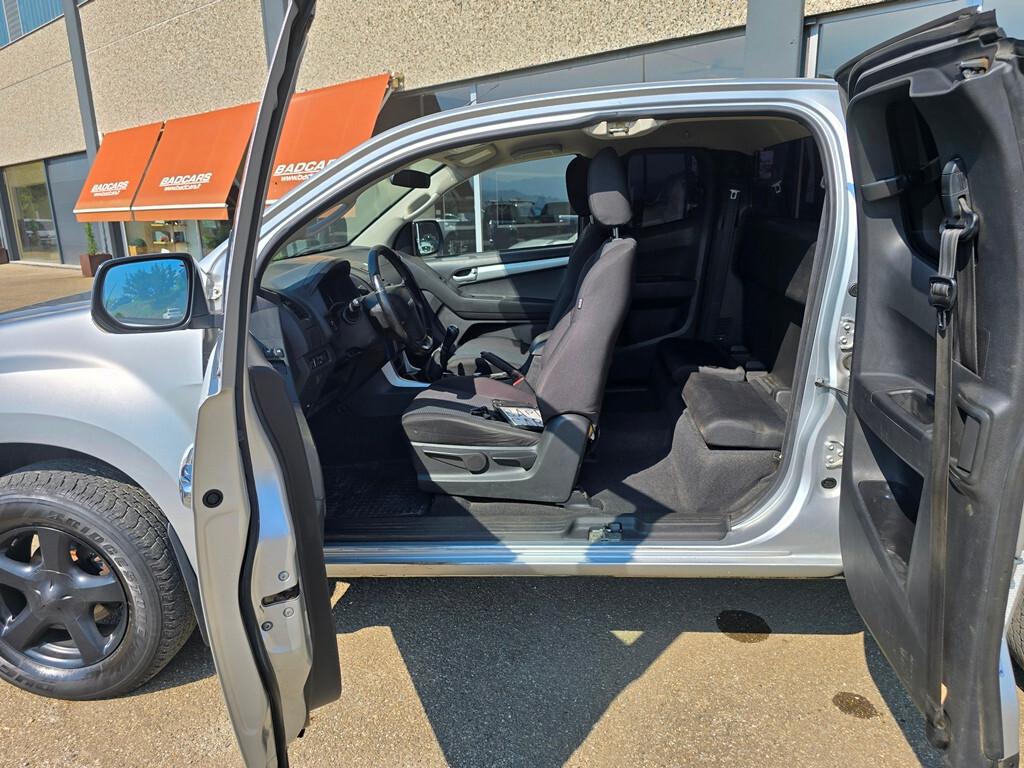 Isuzu D-Max 2.5 TDI 163CV SPACE CAB "LS"