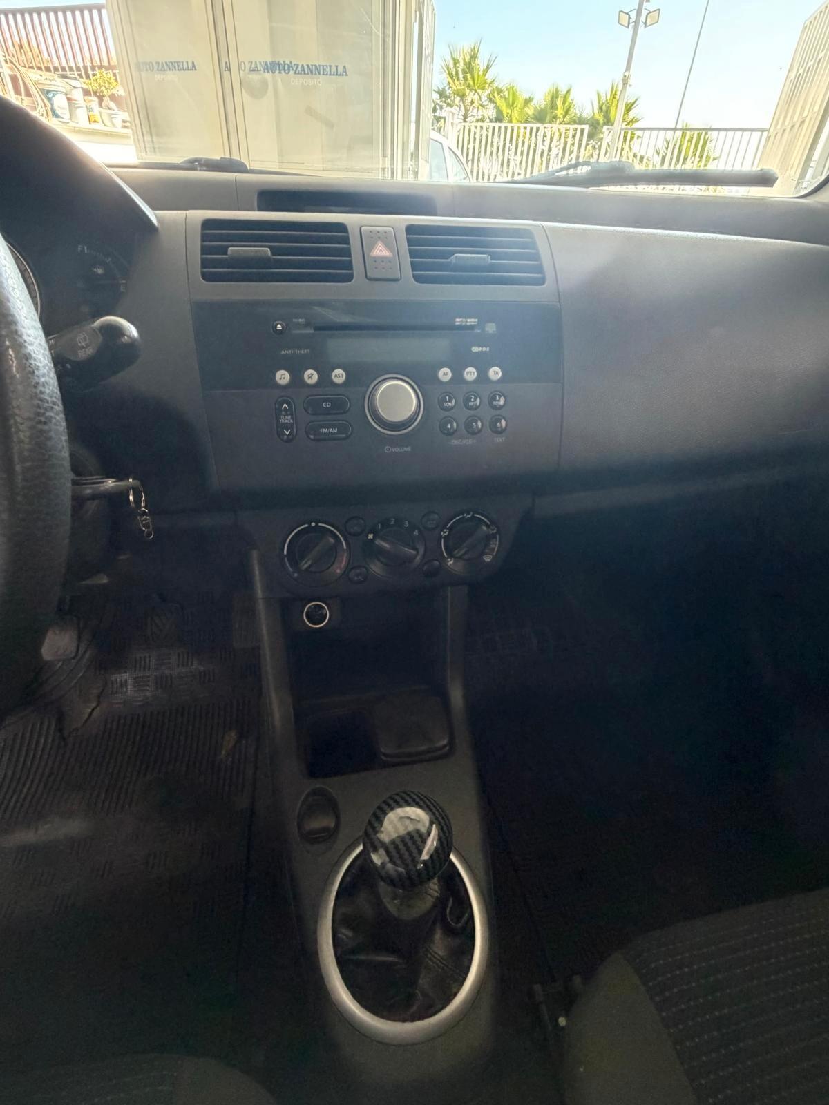 Suzuki Swift 1.3 DDiS 5p. GL Safety Pack