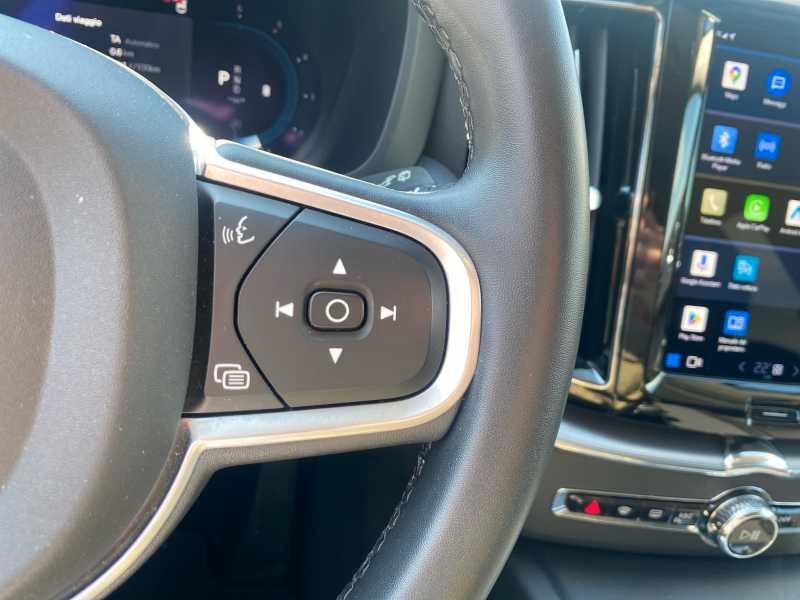 Volvo XC60 N1 2.0 B4 d MoMenT. AwD AuTo