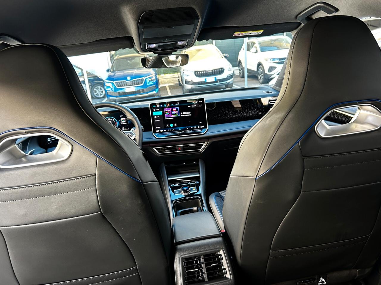 Volkswagen Tiguan 2.0 TDI 150 CV DSG R-Line 2025