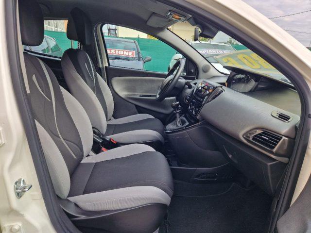 LANCIA Ypsilon 1.2 69 CV 5 porte *Euro6*