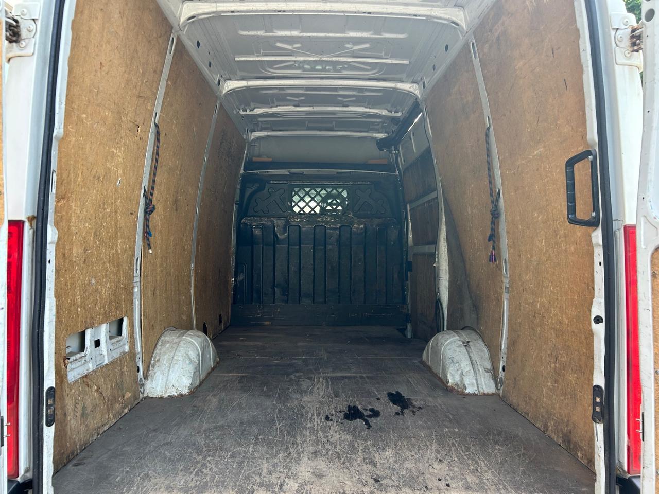 Iveco Daily tetto alto