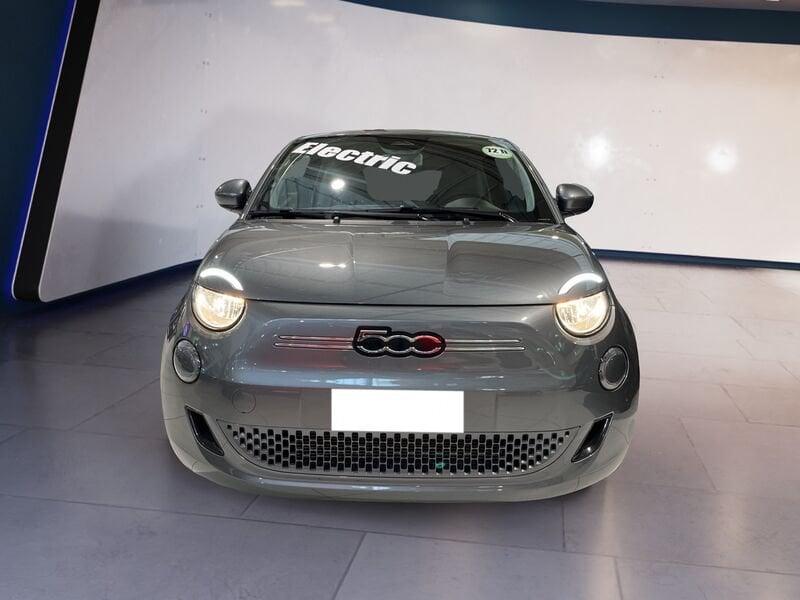 FIAT 500e 500 elettrica La Nuova 500 Serie1 La Nuova 500 - Icon+ Berlina