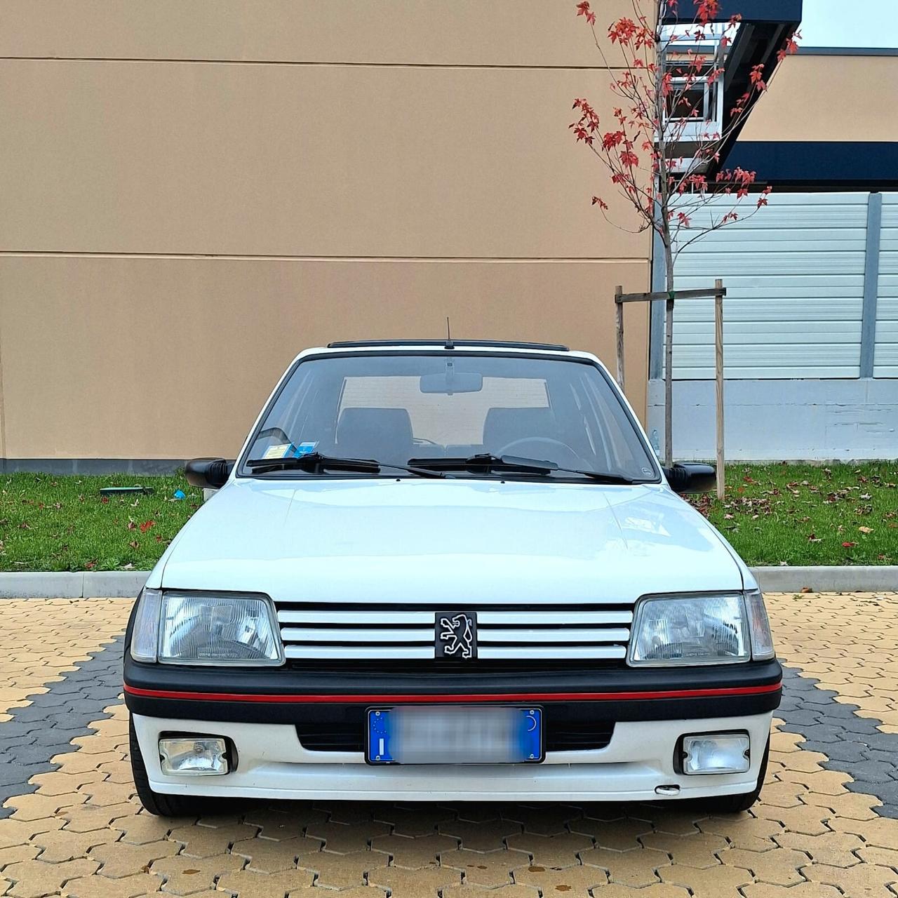 Peugeot 205 1.9 GTI - TETTO APRIBILE - RESTAURO TOTALE