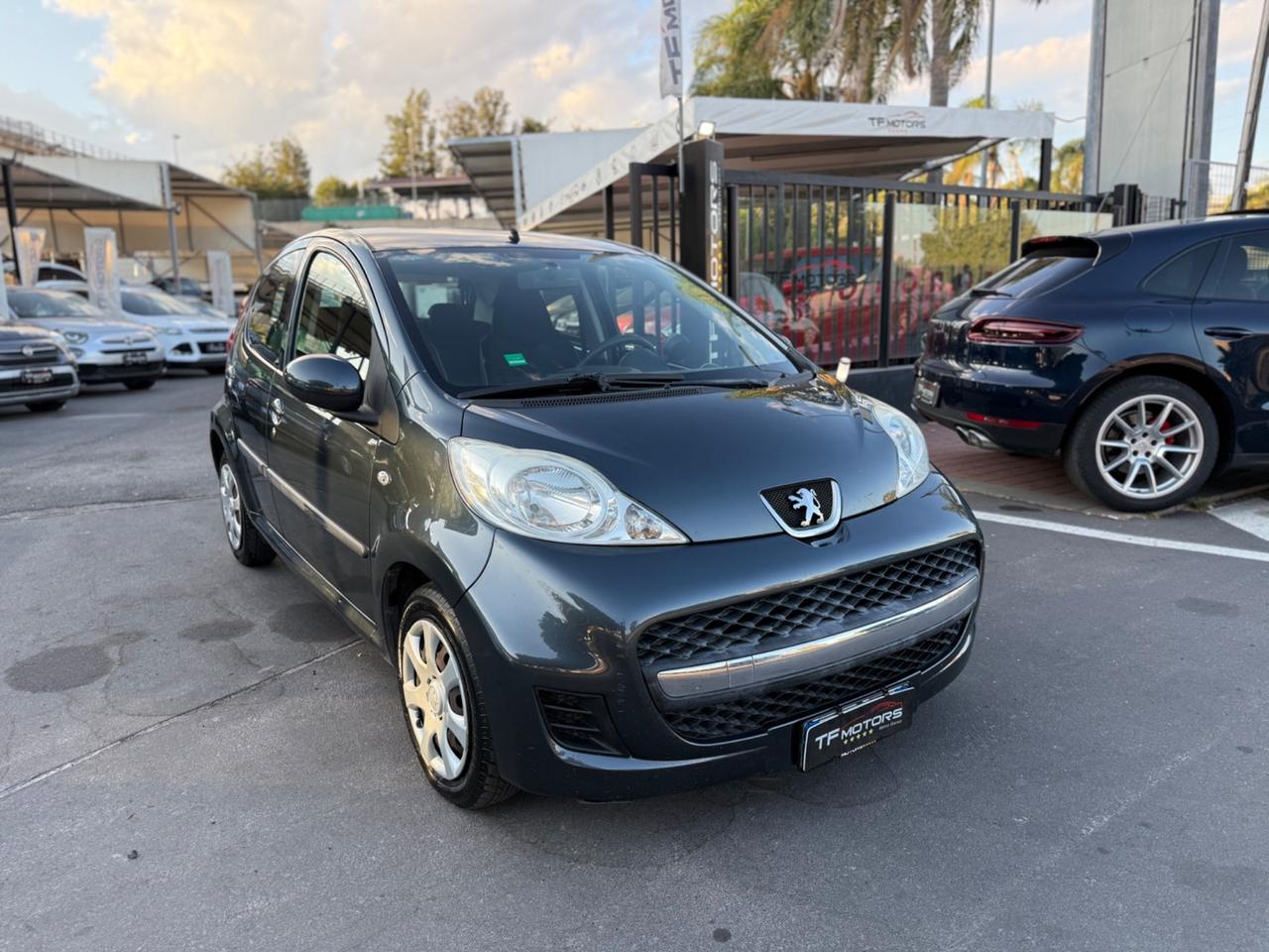 Peugeot 107 1.0 SOLO 51.000 KM - 2010