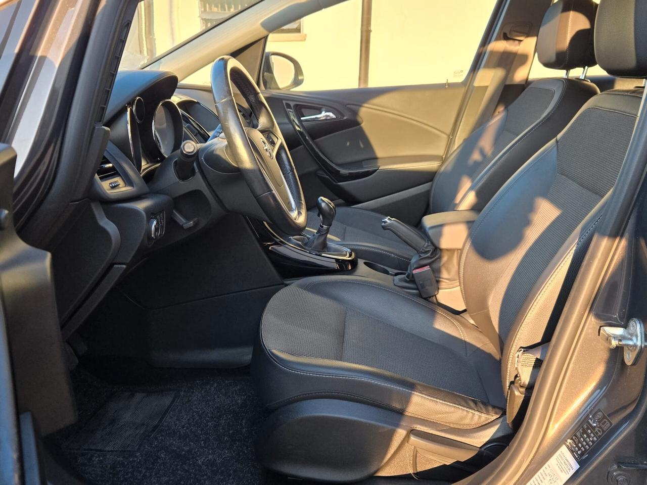 Opel Astra 1.4 Turbo Sports Tourer GPL Cosmo