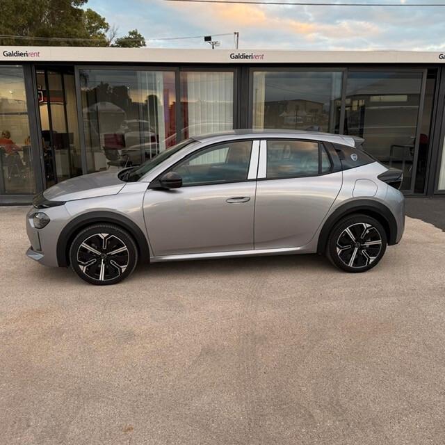 Lancia Ypsilon Hybrid e-DCT – Edizione Limitata Cassina