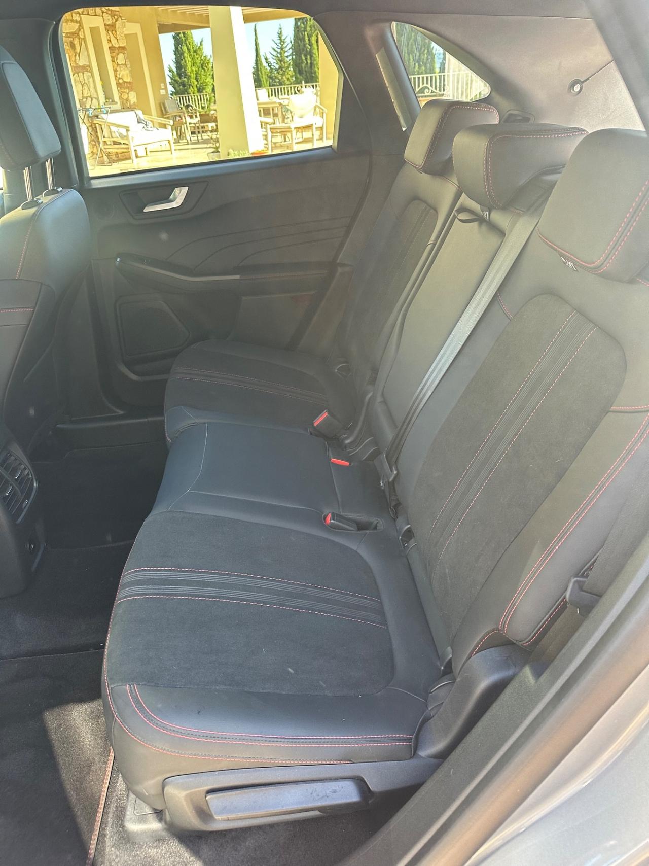 Ford Kuga 2.5 Full Hybrid 183 CV CVT AWD ST-Line