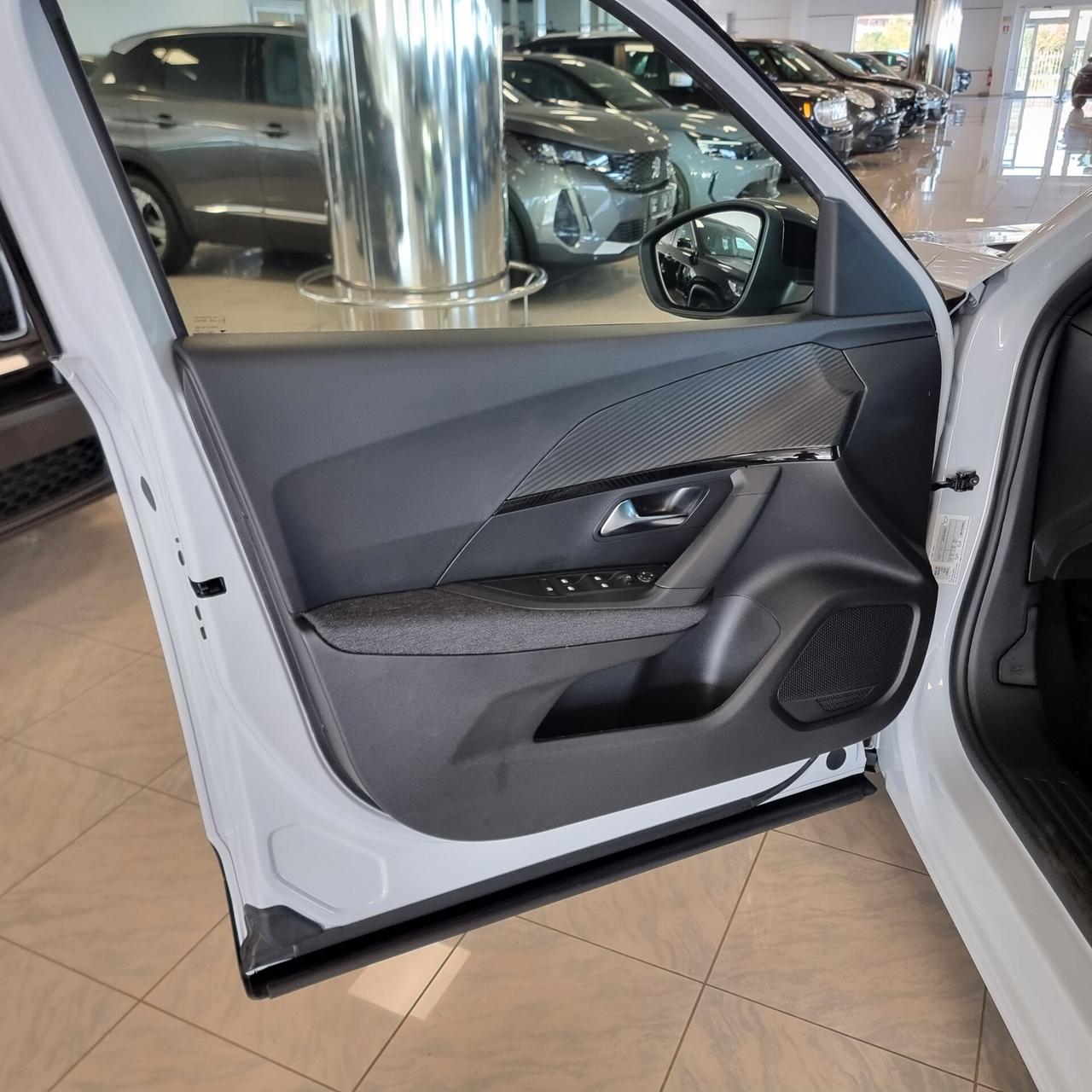 Peugeot 2008 STYLE 1.2 100cv S&S