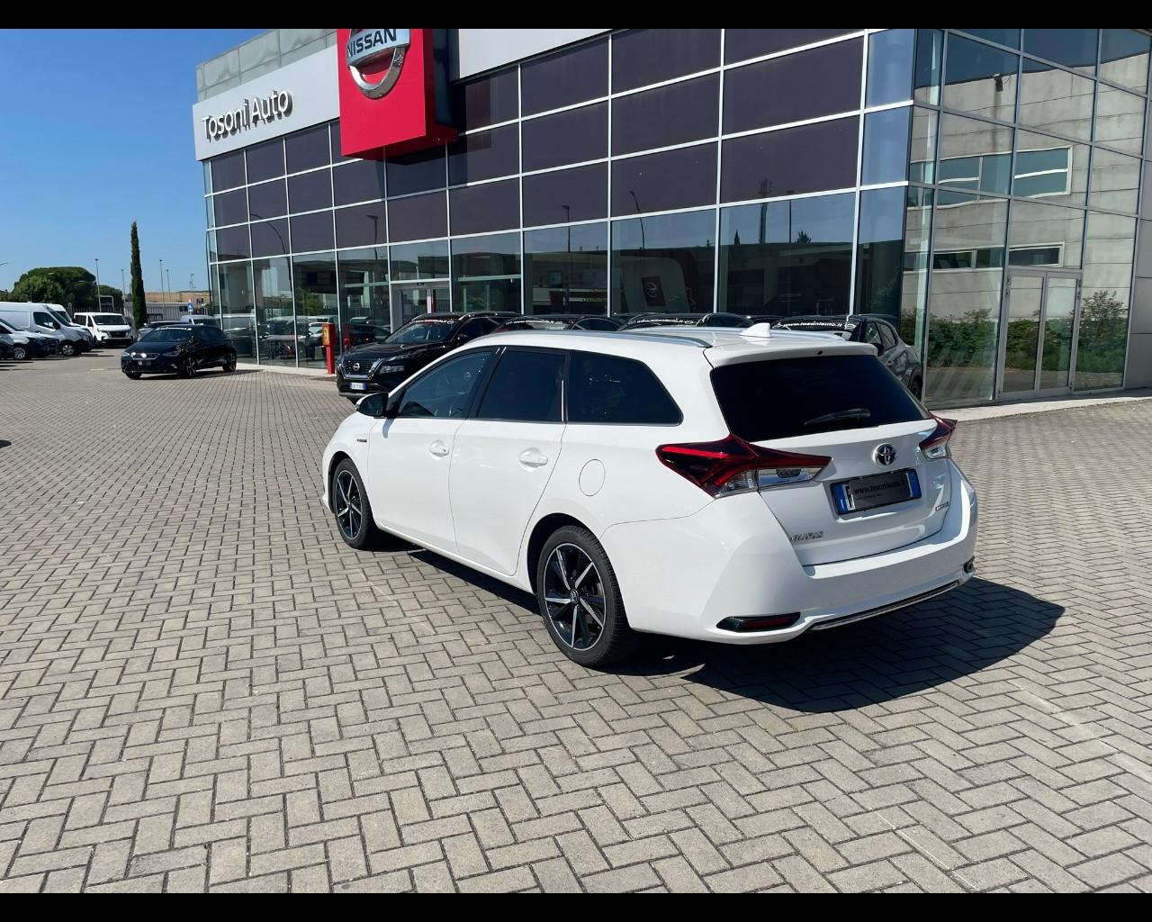 TOYOTA Auris Touring Sports 1.8h Lounge cvt my17