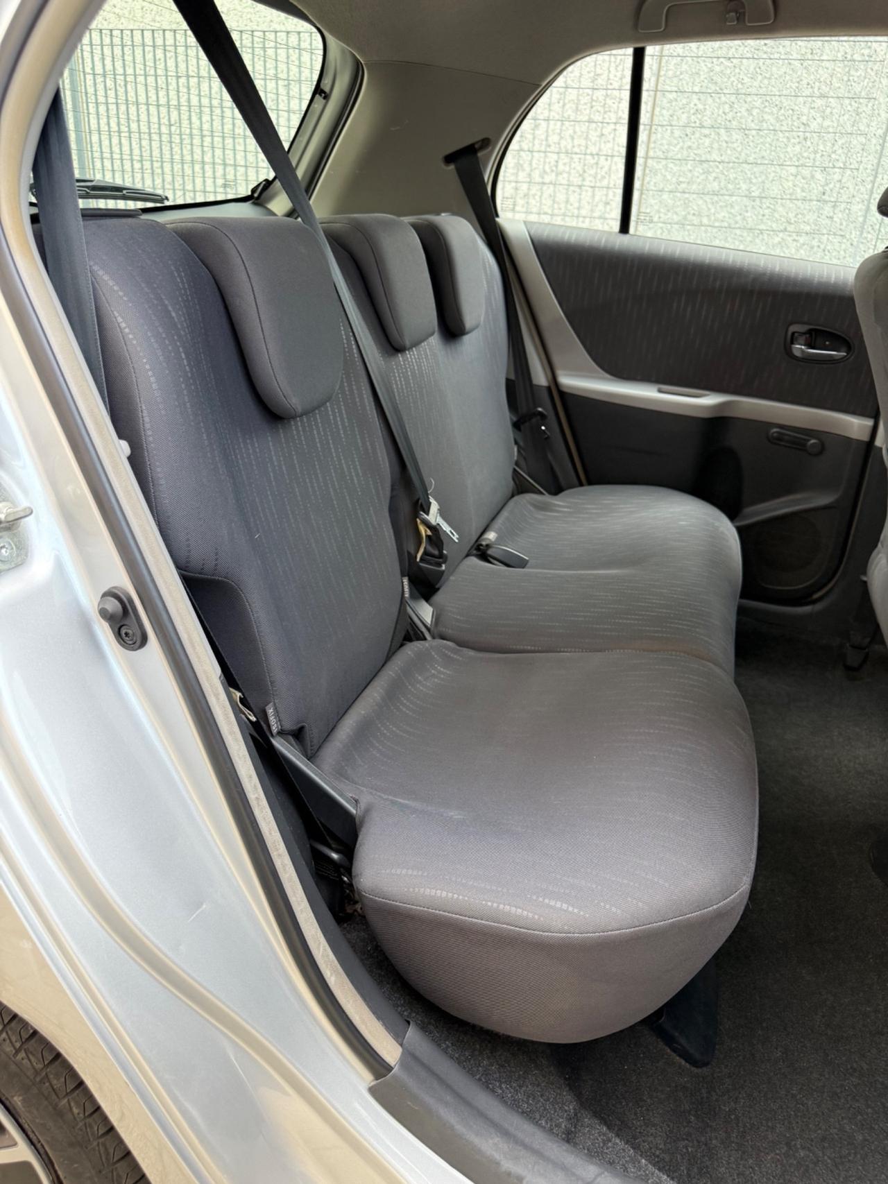 Toyota Yaris 1.3 5 porte M-MT Automatik*Neopatentati