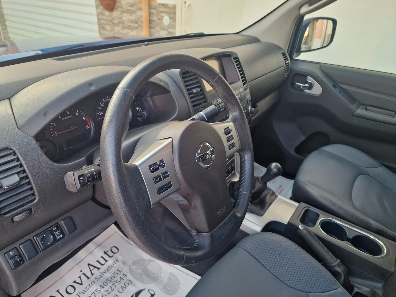 Nissan Navara 2.5 dCi 190CV