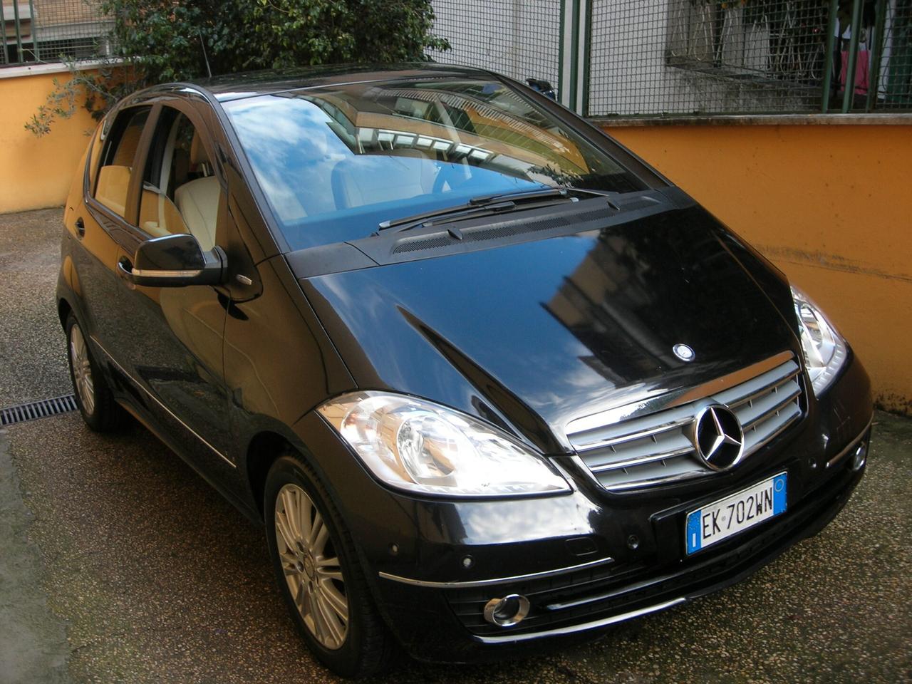 Mercedes-benz A 160 CDI BlueEFFICIENCY Premium