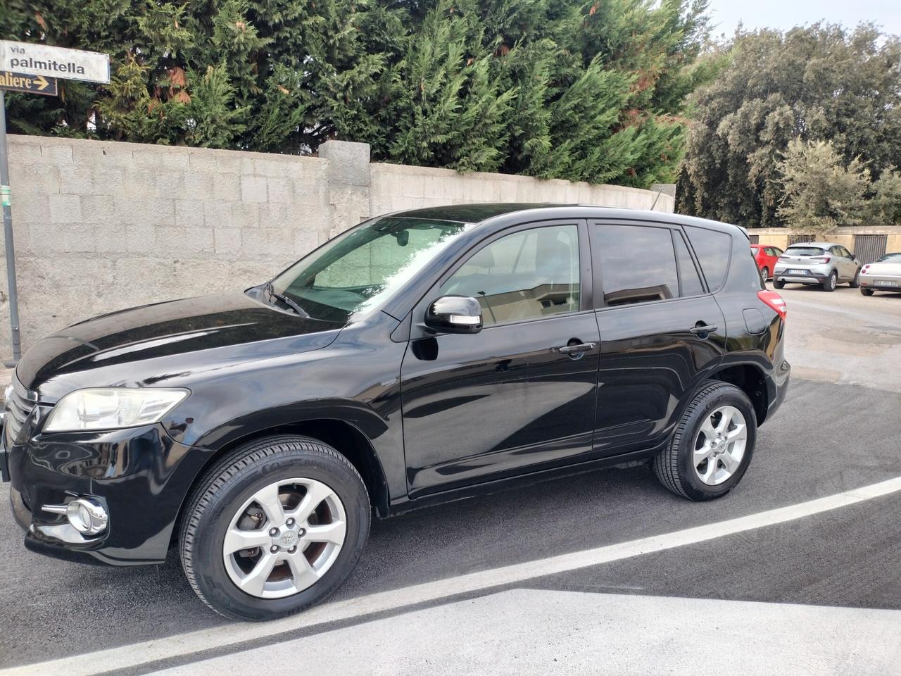 Toyota RAV 4 RAV4 Crossover 2.2 D-4D 150 CV DPF Exclusive