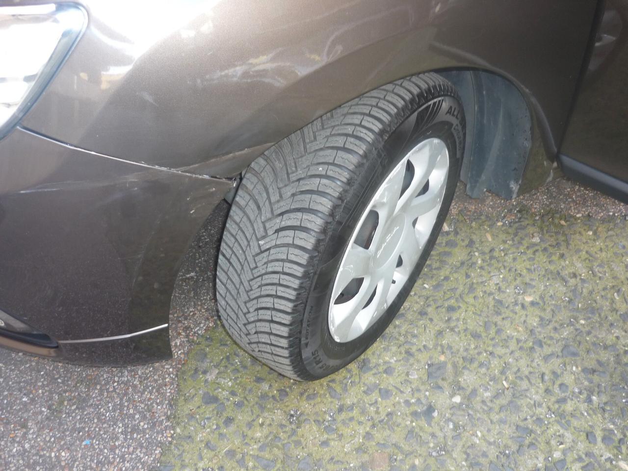 Dacia Logan MCV 0.9 TCe 12V 90CV TurboGPL Start&Stop Ambiance