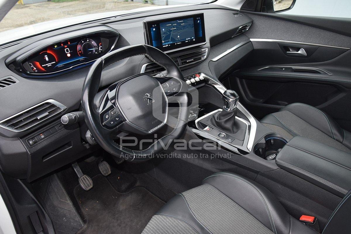 PEUGEOT 3008 BlueHDi 130 S&S Allure