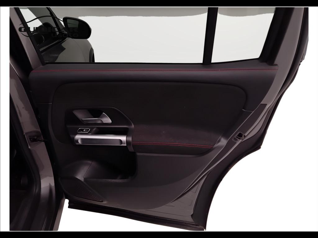 Mercedes-Benz GLB - X247 2019 - GLB 200 d Premium auto