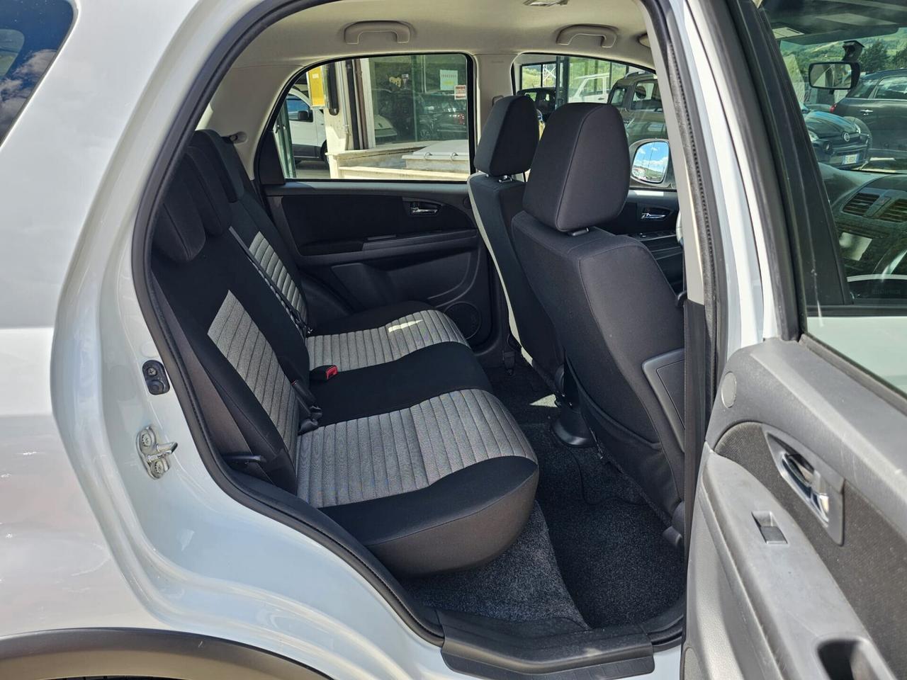 Fiat Sedici 2.0 MJT 16V DPF 4x4 Emotion