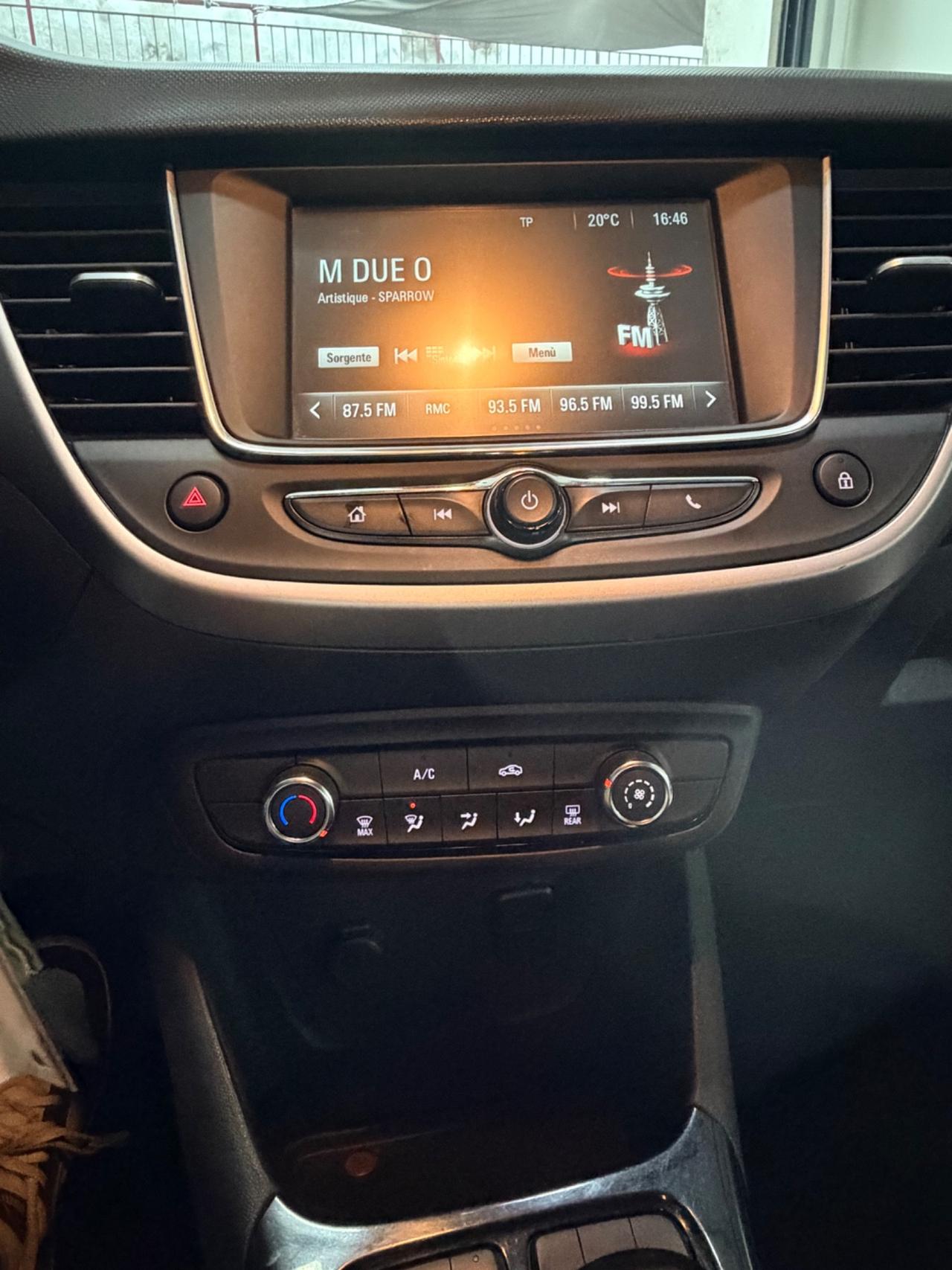 Opel Crossland X Crossando