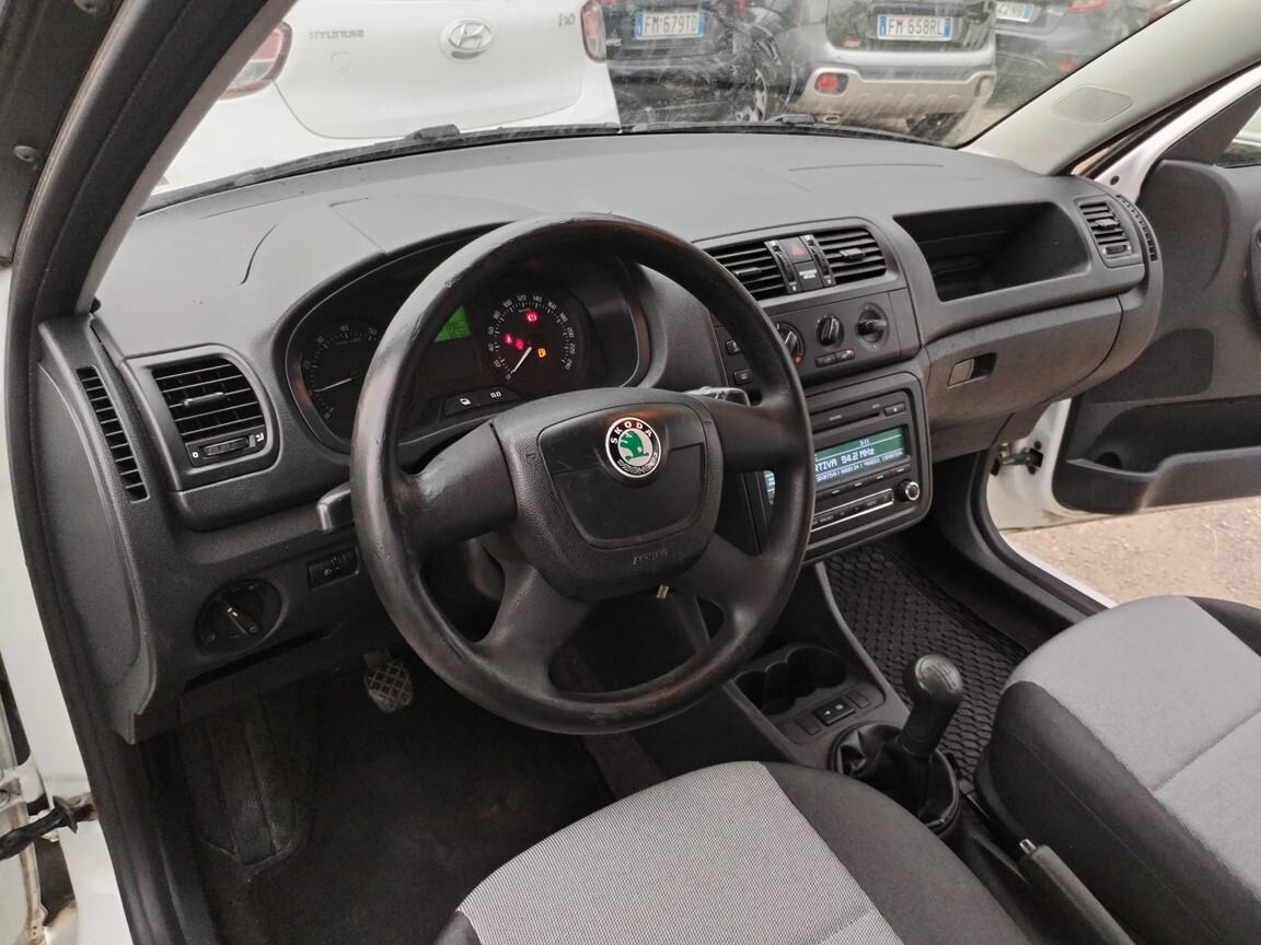 Skoda Roomster 1.2 70CV 2011 KM 162000